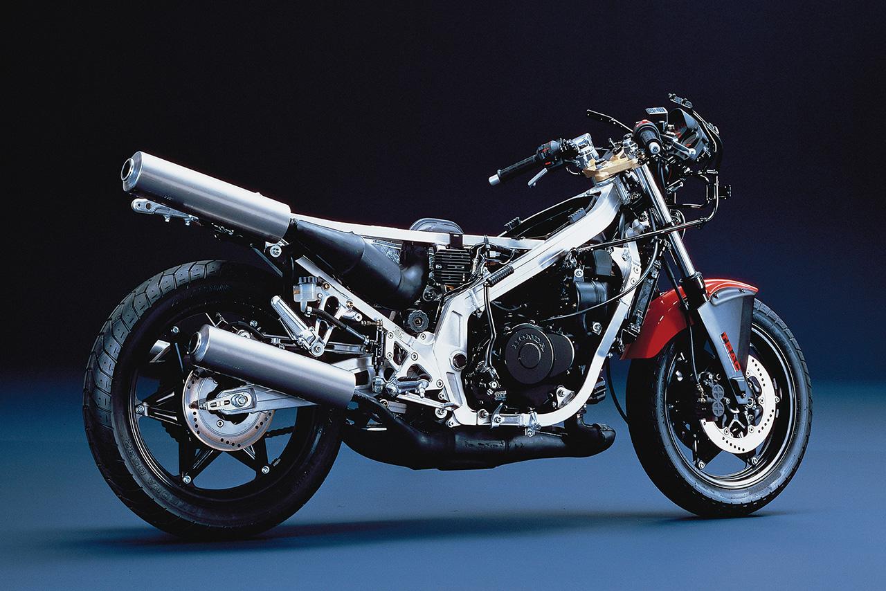 画像 : 8番目の画像 - 【写真9枚】スズキ「RG400Γ」（1985）ホンダ「NS400R」（1985） - webオートバイ