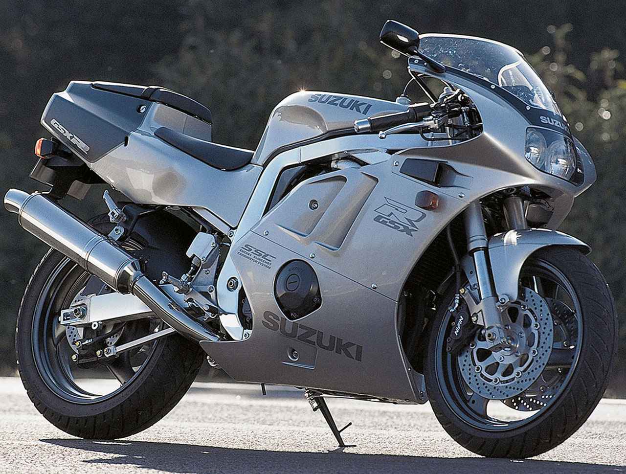 画像: スズキ「GSX-R400R（GK76A）」（1990年）エンジンを熟成しフレームをダブルクレードル化+倒立フォークを加えた6代目 - webオートバイ