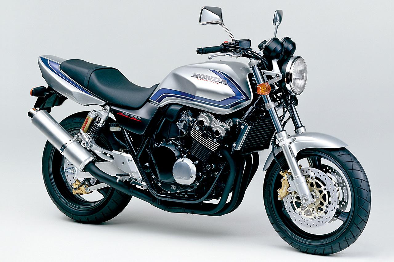 画像 : 9番目の画像 - 【写真25枚】ホンダ「CB400 SUPER FOUR」（2022）「CB400 SUPER FOUR E-Clutch Concept」（2026） - webオートバイ