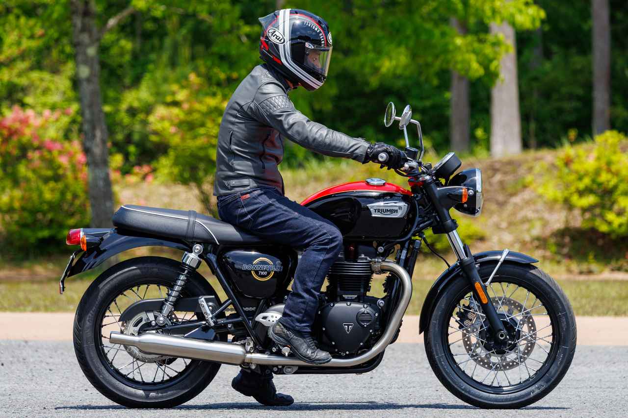 画像7: 【レビュー】トライアンフ「Bonneville T100」インプレ|伝統の名を継承する最新クラシックスポーツ