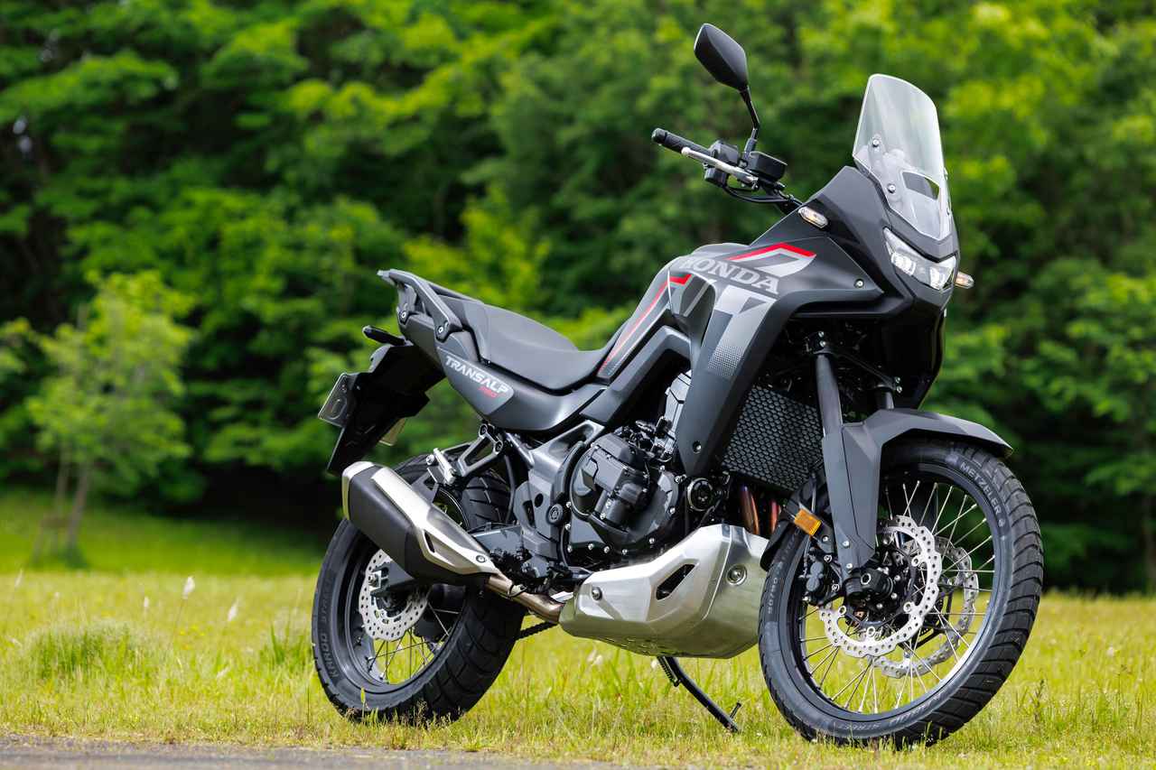 画像 : 1番目の画像 - 【写真17枚】ホンダ「XL750 TRANSALP E-Clutch」 - webオートバイ