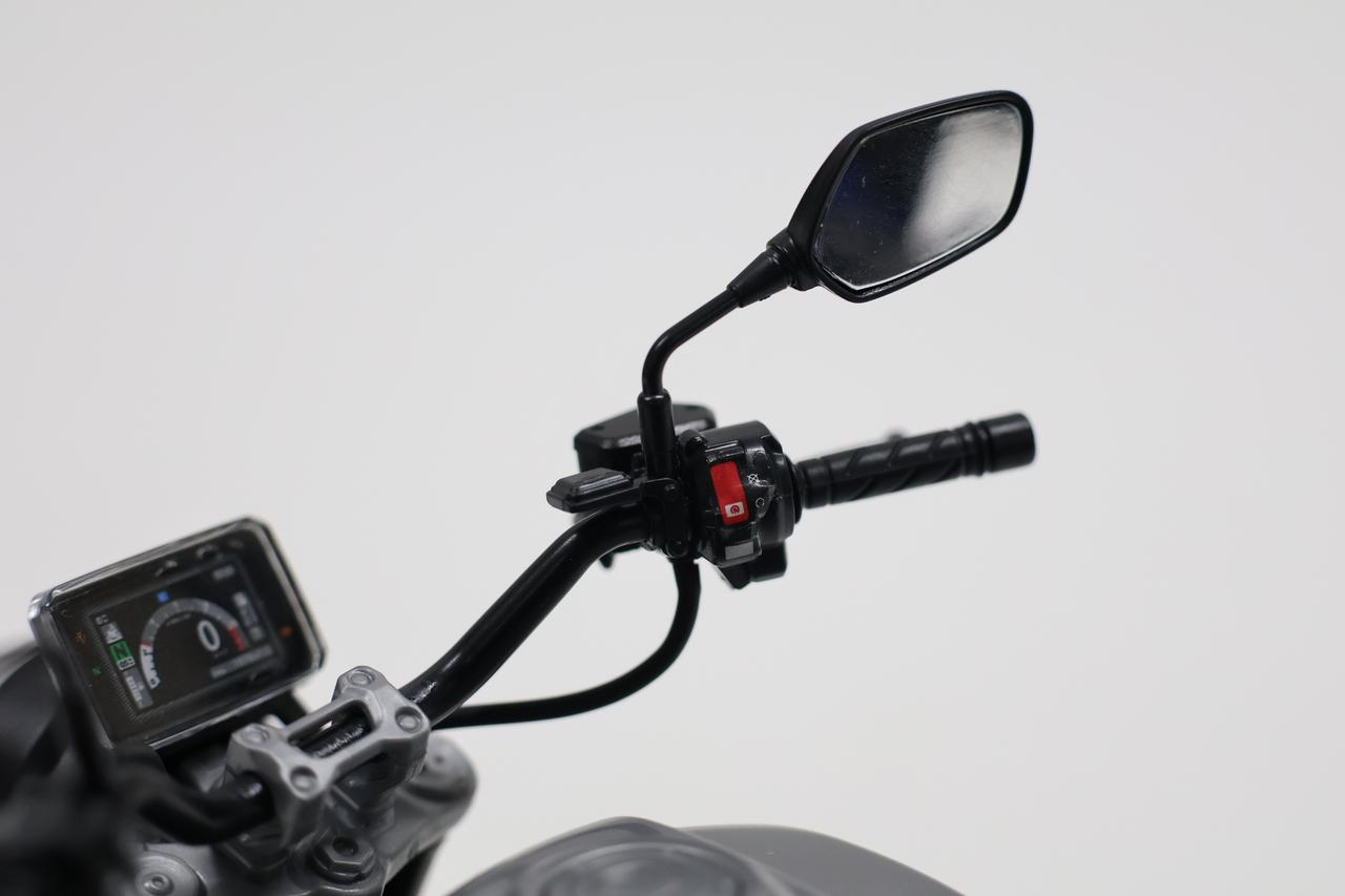 画像9: 実車顔負けの細かすぎるこだわりに脱帽！ タミヤ・1/12スケールで楽しむHonda「CB1000F」の世界───