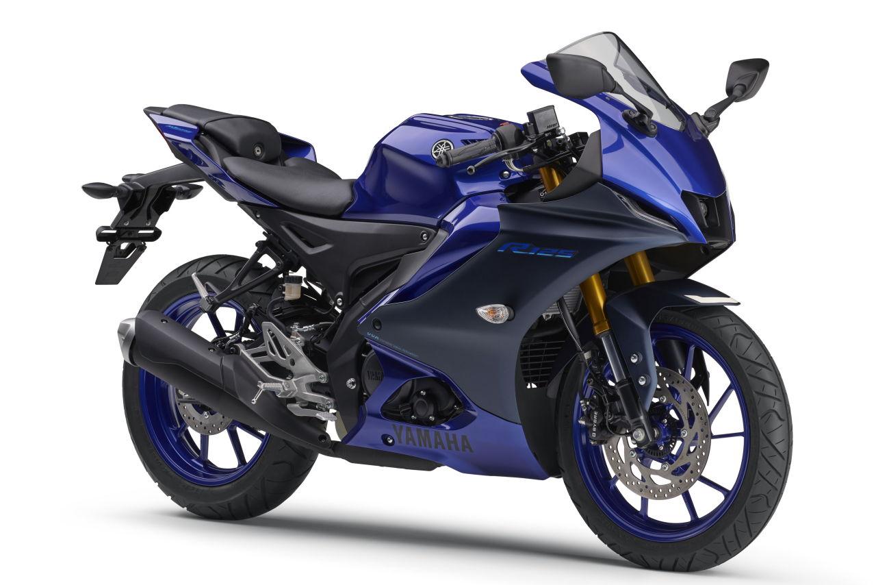 画像1: YAMAHA YZF-R125 2023年モデル 総排気量:124cc エンジン形式:水冷4ストSOHC4バルブ単気筒(15PS/10500rpm) シート高:815mm 車両重量:141kg 発売日:2023年10月16日 税込価格:51万7000円(青、暗灰、黒)