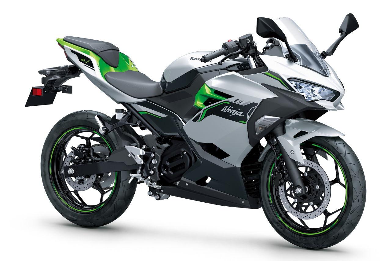 画像: KAWASAKI Ninja e-1 2025年モデル 原動機種類:交流同期電動機 定格出力:0.98kW(最高出力12PS/2600-4000rpm) シート高:785mm 車両重量:140kg 発売日:2025年3月1日 税込価格:106万7000円