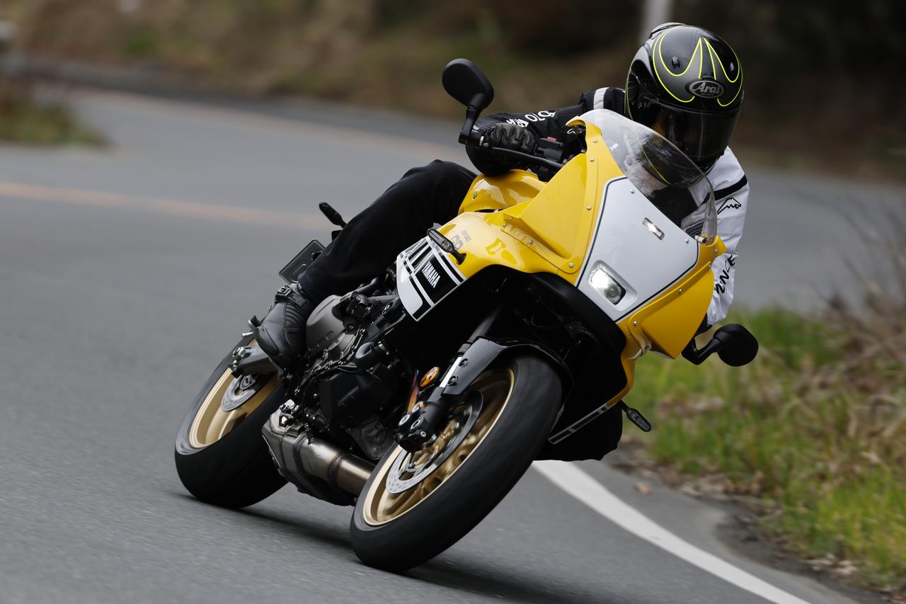 画像: YAMAHA XSR900 GP ABS