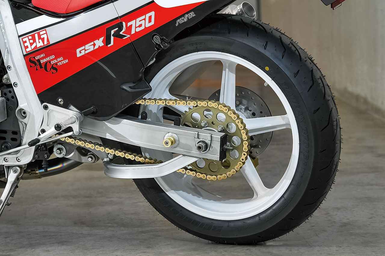 画像 : 25番目の画像 - 【写真31枚】ヨシムラ「GSX-R750 #604 COMPLETE MACHINE」 - webオートバイ