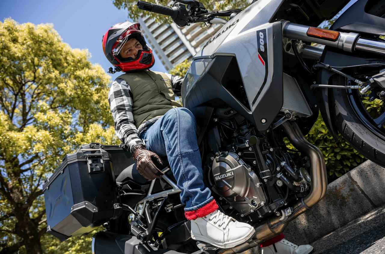 画像: 穿くホカロン 防風ジーンズ・ボアは最暖コンボ(ホカロン・発熱・保温)なので、冬のバイクライフにその性能をMAXで体感できるアイテム。推奨気温は15℃以下です。着用の気温を間違うと汗で下半身はびしょびしょになります。