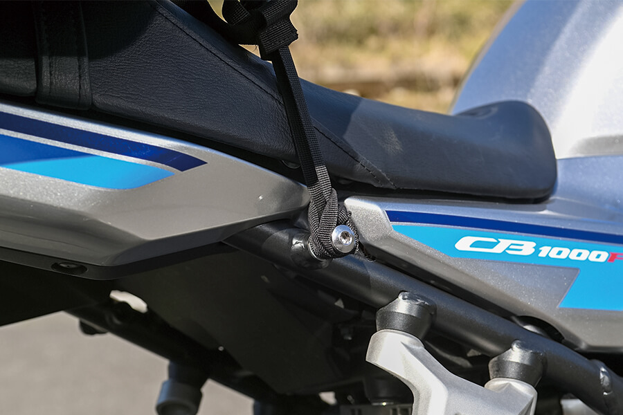 画像8: CB1000FはCB1000ホーネットがベースの全方位ストリートスポーツだ!