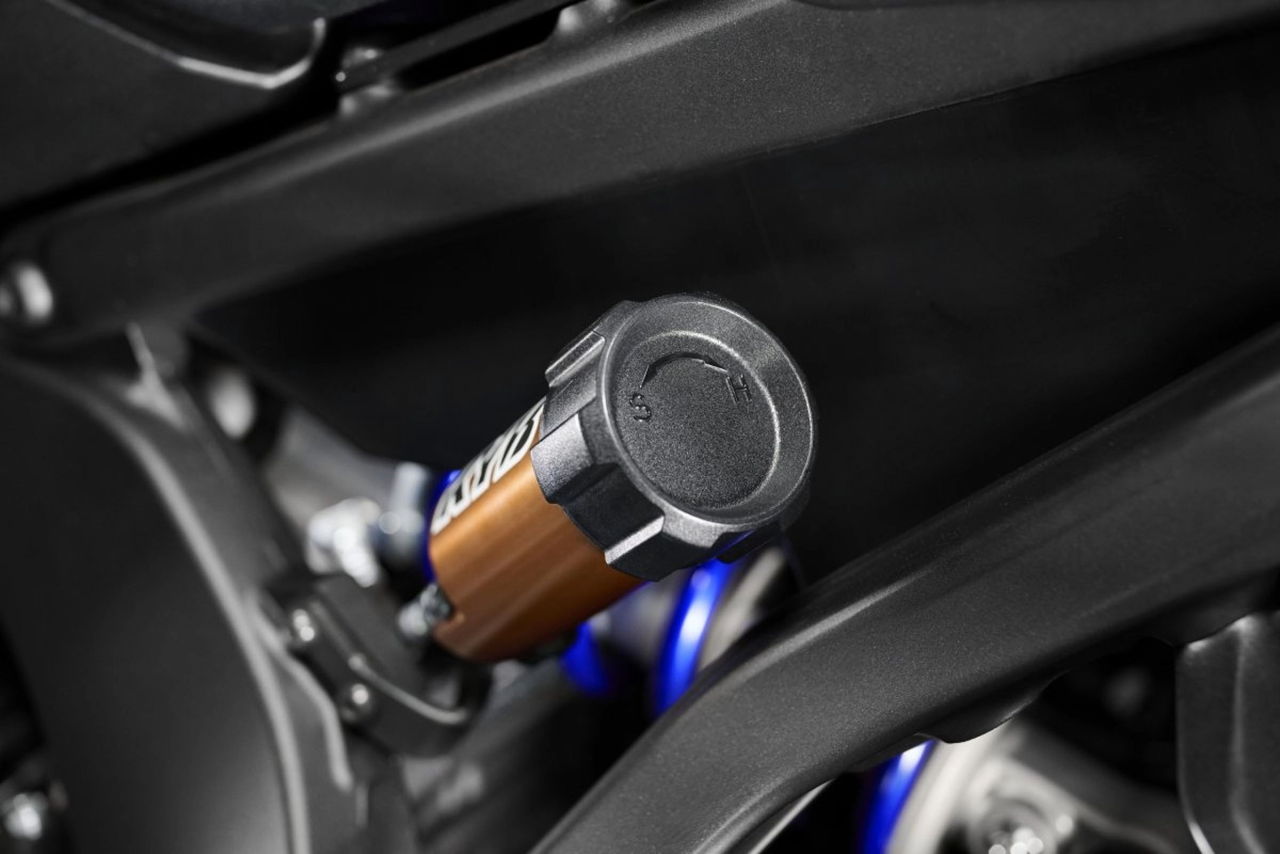 画像 : 32番目の画像 - 【画像46枚】斬新カラーの北米ヤマハ YZF-R9の全貌はコチラ - webオートバイ