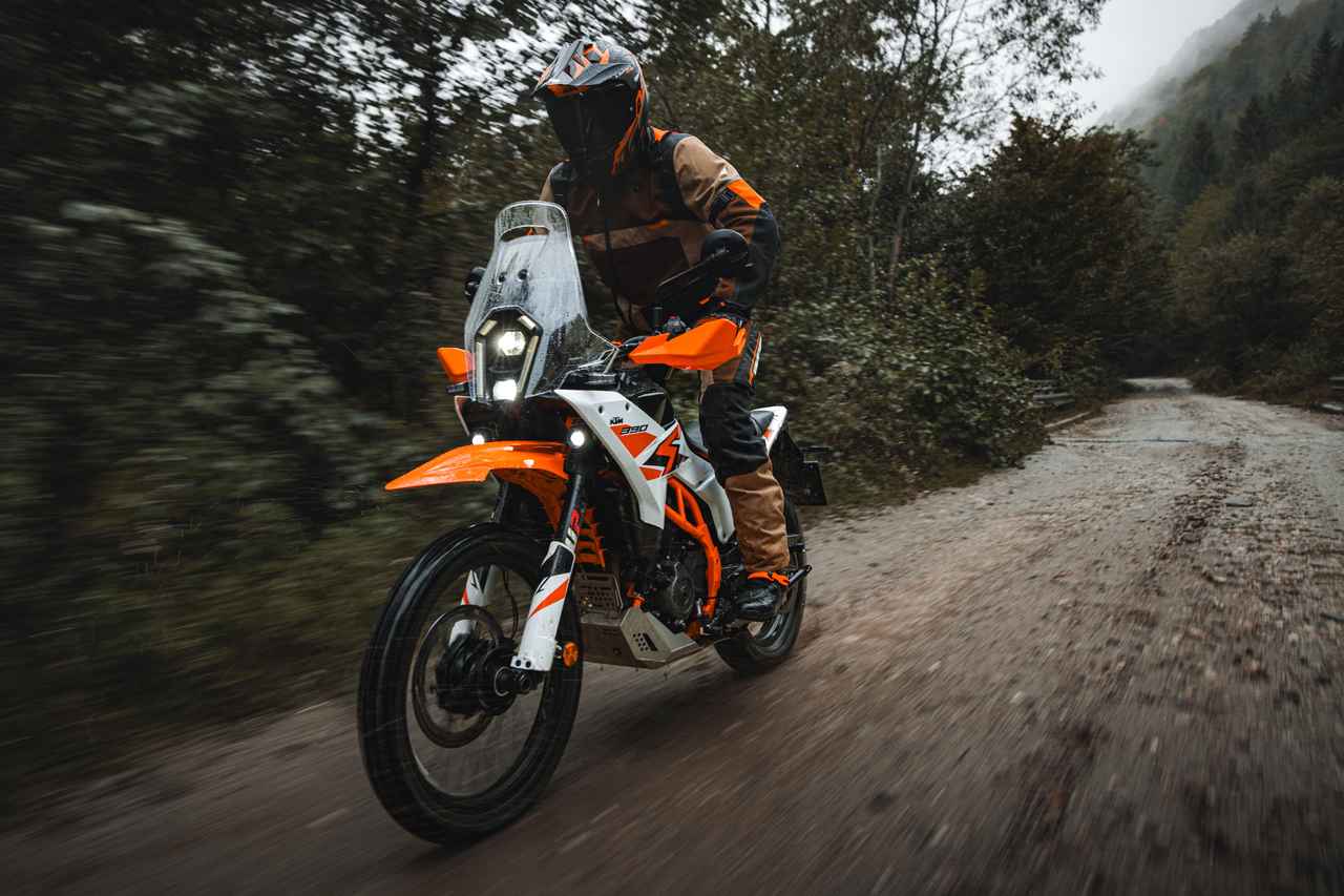 画像: KTM 390 ADVENTURE X/ ADVENTURE R解説 - webオートバイ