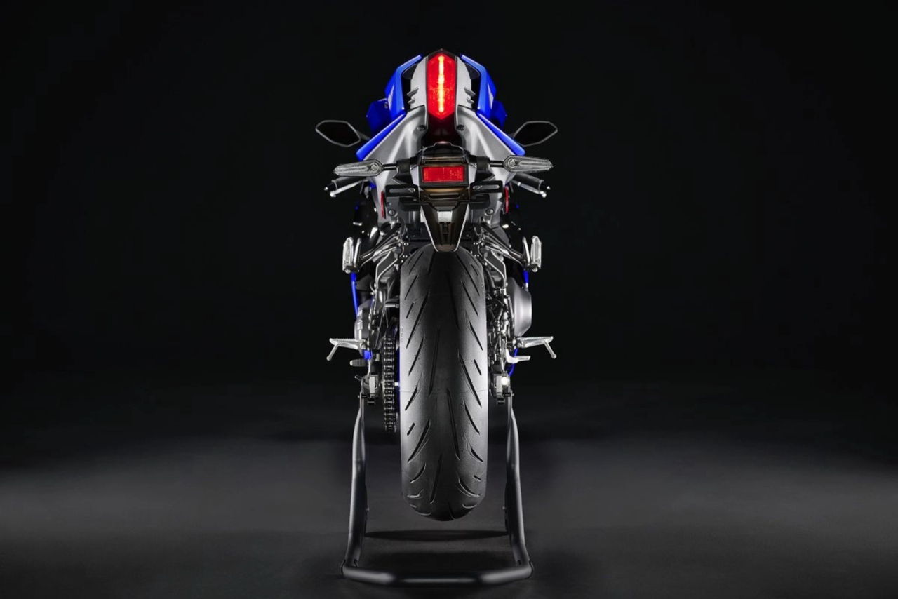 画像 : 28番目の画像 - 【画像46枚】斬新カラーの北米ヤマハ YZF-R9の全貌はコチラ - webオートバイ