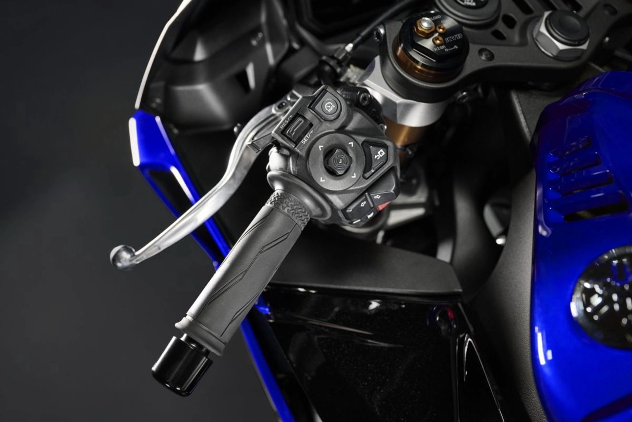画像 : 33番目の画像 - 【画像46枚】斬新カラーの北米ヤマハ YZF-R9の全貌はコチラ - webオートバイ