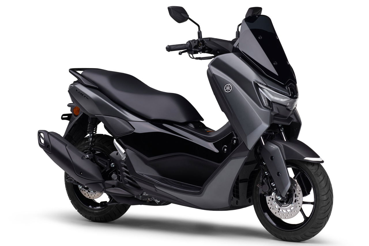 画像1: YAMAHA NMAX 2026年モデル 総排気量：124cc エンジン形式：水冷4ストSOHC4バルブ単気筒（12PS/8000rpm） シート高：770mm 車両重量：132kg 発売日：2026年2月26日 税込価格：38万9400円（艶消し暗灰、青、白、灰）