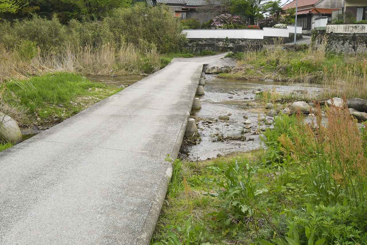 画像2: 那珂川(なかがわ)の沈下橋