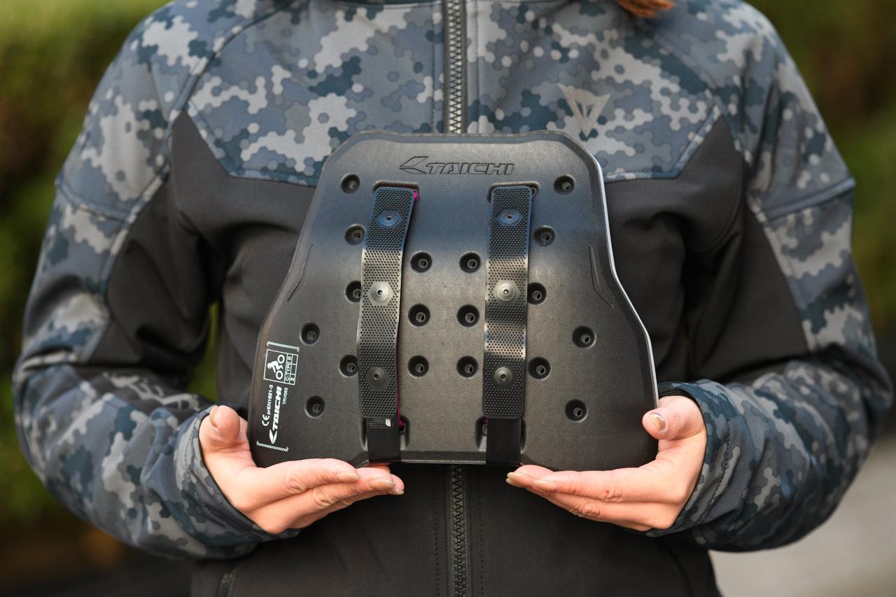 画像: 【JAPAN RIDERS 知恵袋】胸部プロテクターを装着しよう! - webオートバイ