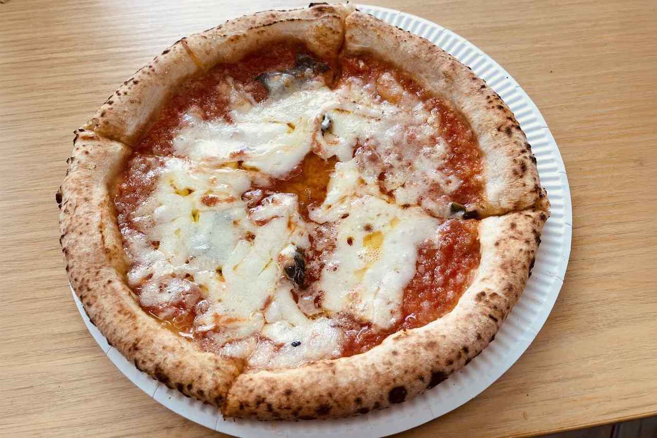 画像1: ▲本場の味を再現した、できたてのマルゲリータやカルツォーネはとっても美味! ワインやイタリアンビール「ペローニ」なども用意され、お腹の中までイタリアを味わい尽くせるイベントでした。