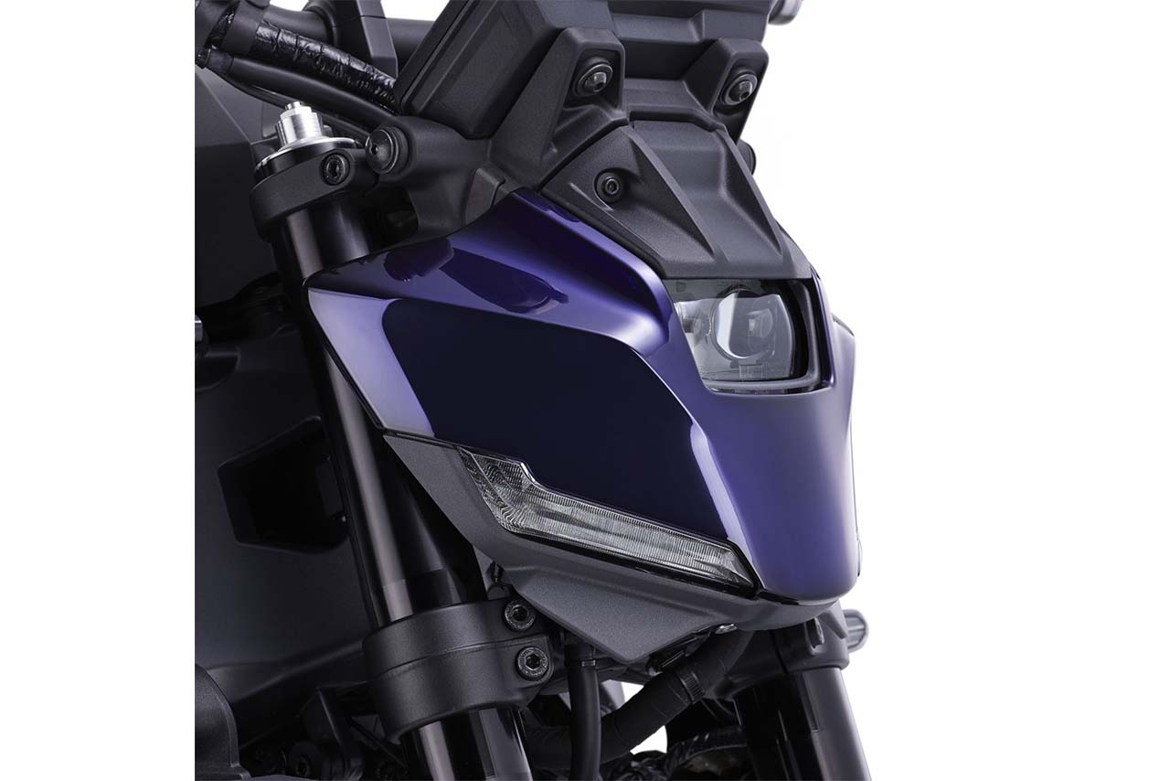 画像 : 4番目の画像 - 【画像10枚】ヤマハ「MT-09」を彩る“ヴィオミラージュ”外装セット＆二輪業界初の塗装ライン - webオートバイ