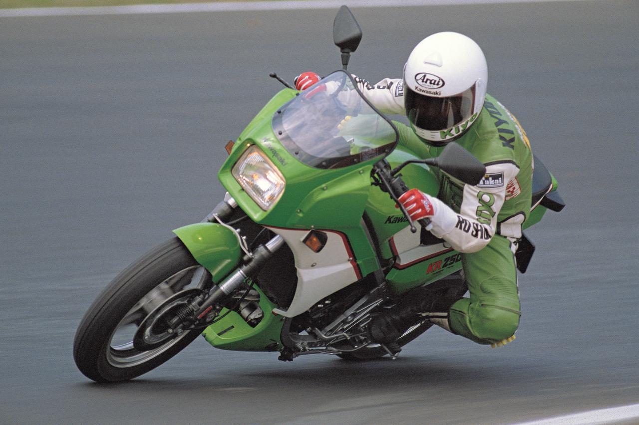 画像: KAWASAKI KR250 1984年 当時価格:49万8000円