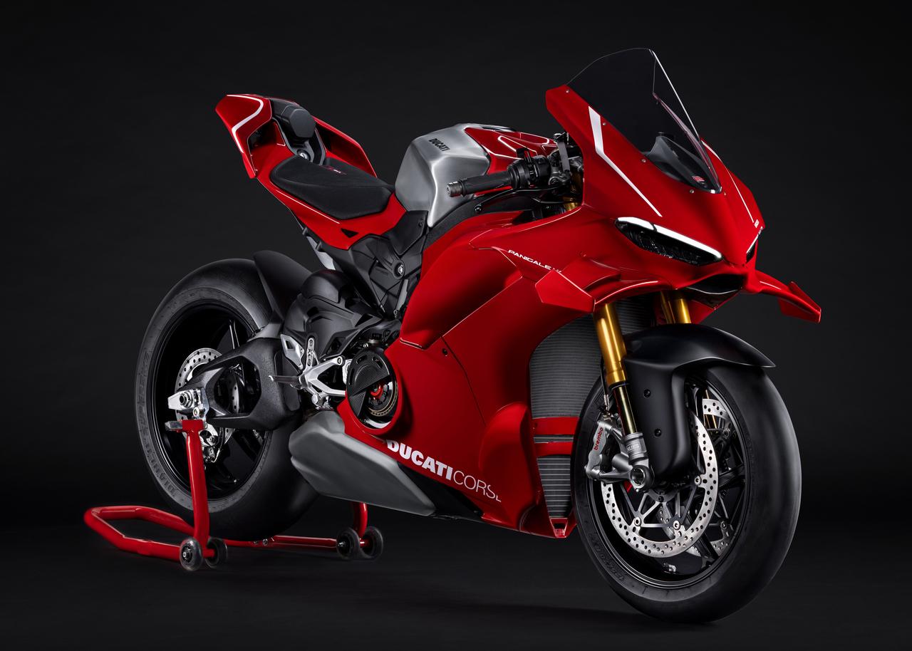 画像1: 【究極の1台】ドゥカティ「パニガーレV4 R」が日本発売! MotoGP直系・218PSエンジンと最新電子制御を搭載したスーパーバイク!