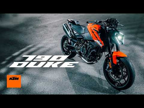 画像: Precision on Command - 2027 KTM 790 DUKE | KTM www.youtube.com