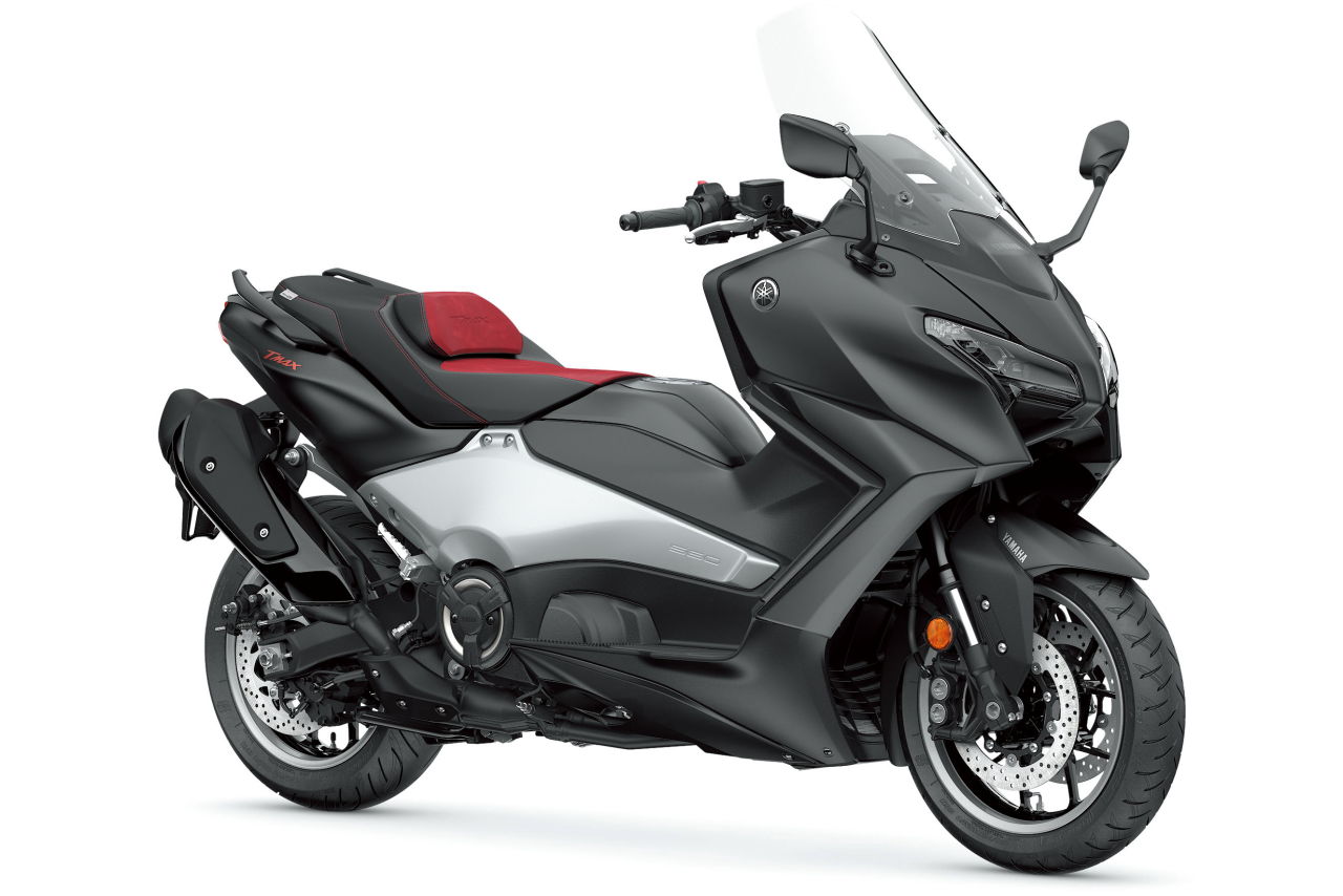 画像: 総排気量：561cc エンジン形式：水冷4ストDOHC4バルブ並列2気筒 シート高：800mm 車両重量：219kg／221kg（TECH MAX） 発売日：2025年2月28日／2026年2月25日（TECH MAX・25th Anniversary ） 税込価格：145万2000円（TMAX560）／164万4500円（TECH MAX）／150万7000円（25th Anniversary ） ※写真は「25th Anniversary」