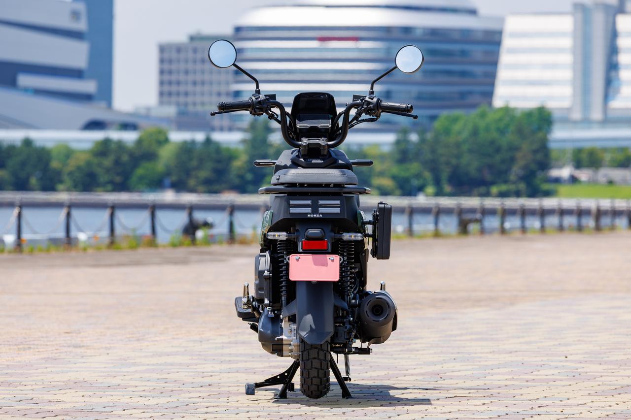画像15: 【独占試乗】ホンダ「スクエアX」インプレ｜国内初試乗！ いま話題沸騰の“カクカクズーマー”国内上陸1号車に電撃試乗