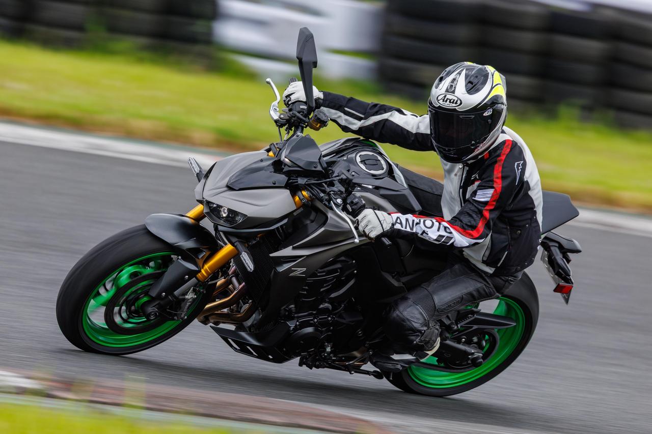 画像 : 12番目の画像 - 【写真16枚】カワサキ「Z1100 SE」 - webオートバイ