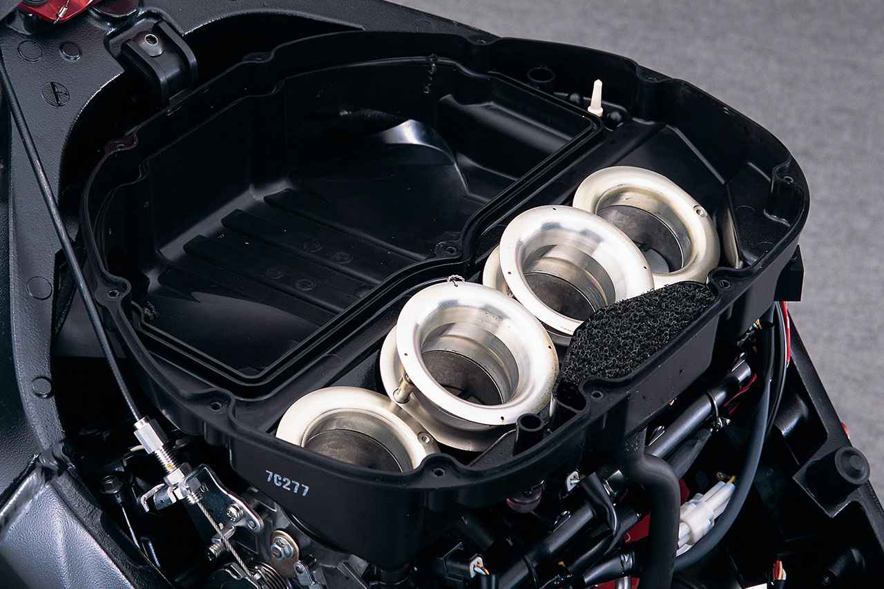 画像16: ヨシムラ「GSX-R1000」(2007)各部詳細解説