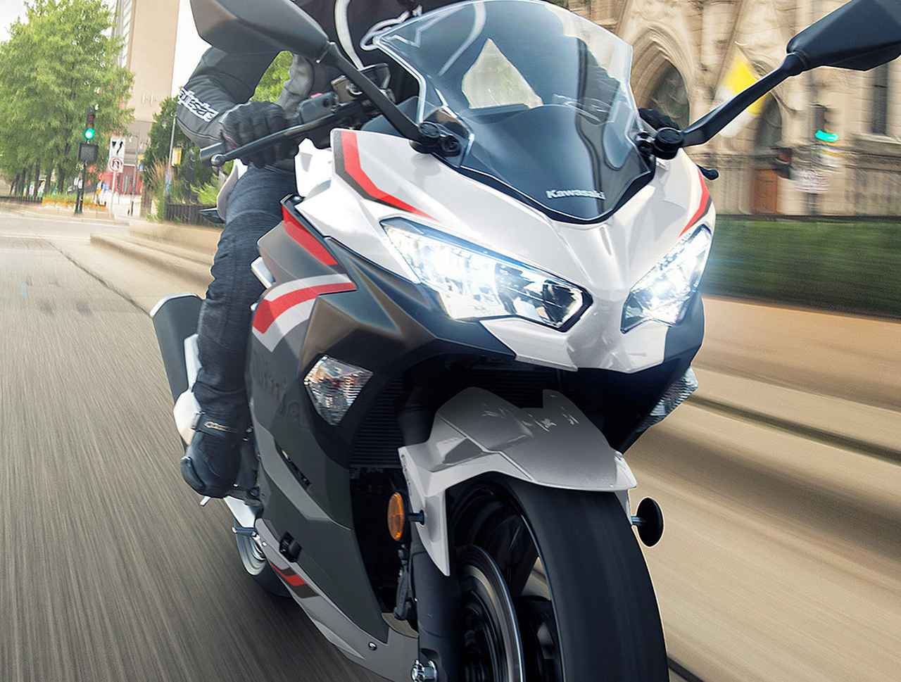 画像: ミドルクラスの定番モデルがリフレッシュ! カワサキ「Ninja400」2026年モデルが新グラフィックで2025年11月1日発売予定 - webオートバイ