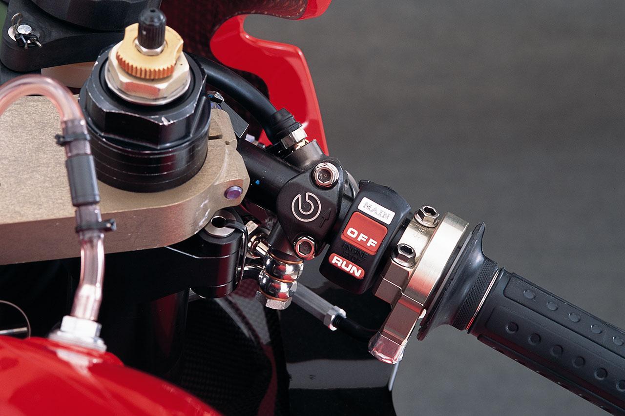 画像 : 8番目の画像 - 【写真24枚】ヨシムラ「GSX-R1000」（2007） - webオートバイ