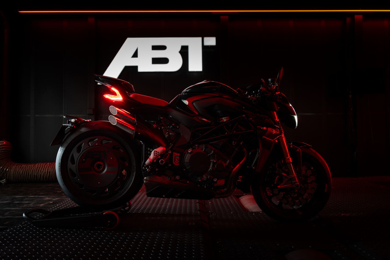 画像 : 17番目の画像 - 【画像17枚】MVアグスタ「ブルターレ1000 ABT」イタリア×ドイツの融合 - webオートバイ