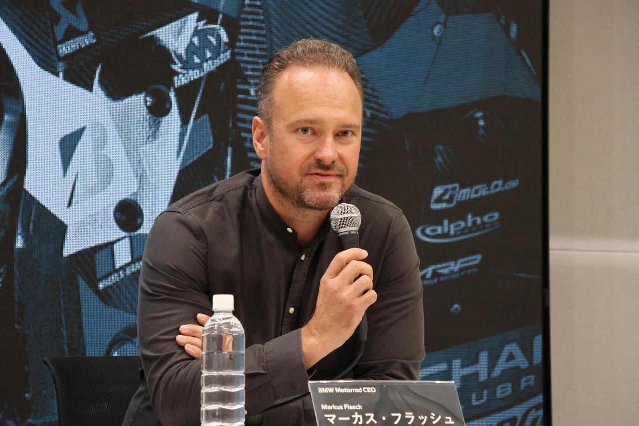画像 : 3番目の画像 - 【写真10枚】BMW MOTORRAD 鈴鹿8耐報告会 - webオートバイ