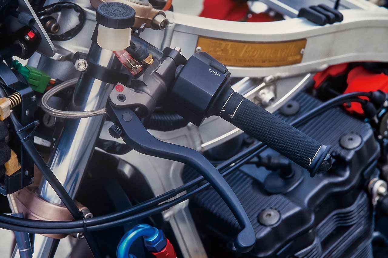 画像5: ヨシムラ「TORNADO 1200 BONNEVILLE」各部解説
