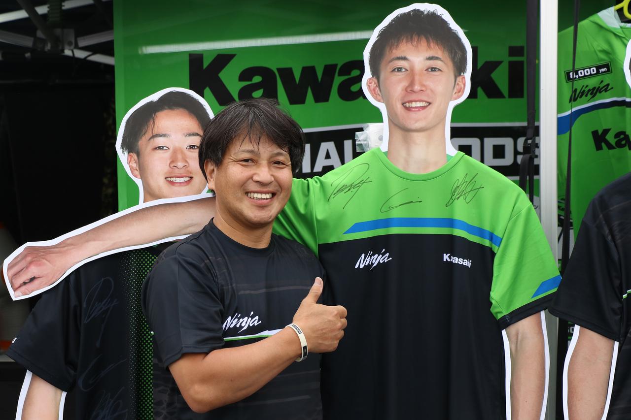 画像7: 雨でも大盛り上がり！ 鈴鹿8耐のカワサキブースが想像以上にアツかった｜Kawasaki Plaza Racing Teamのマシンや新車展示もずらり！【鈴鹿8耐・GPスクエア イベントレポート】