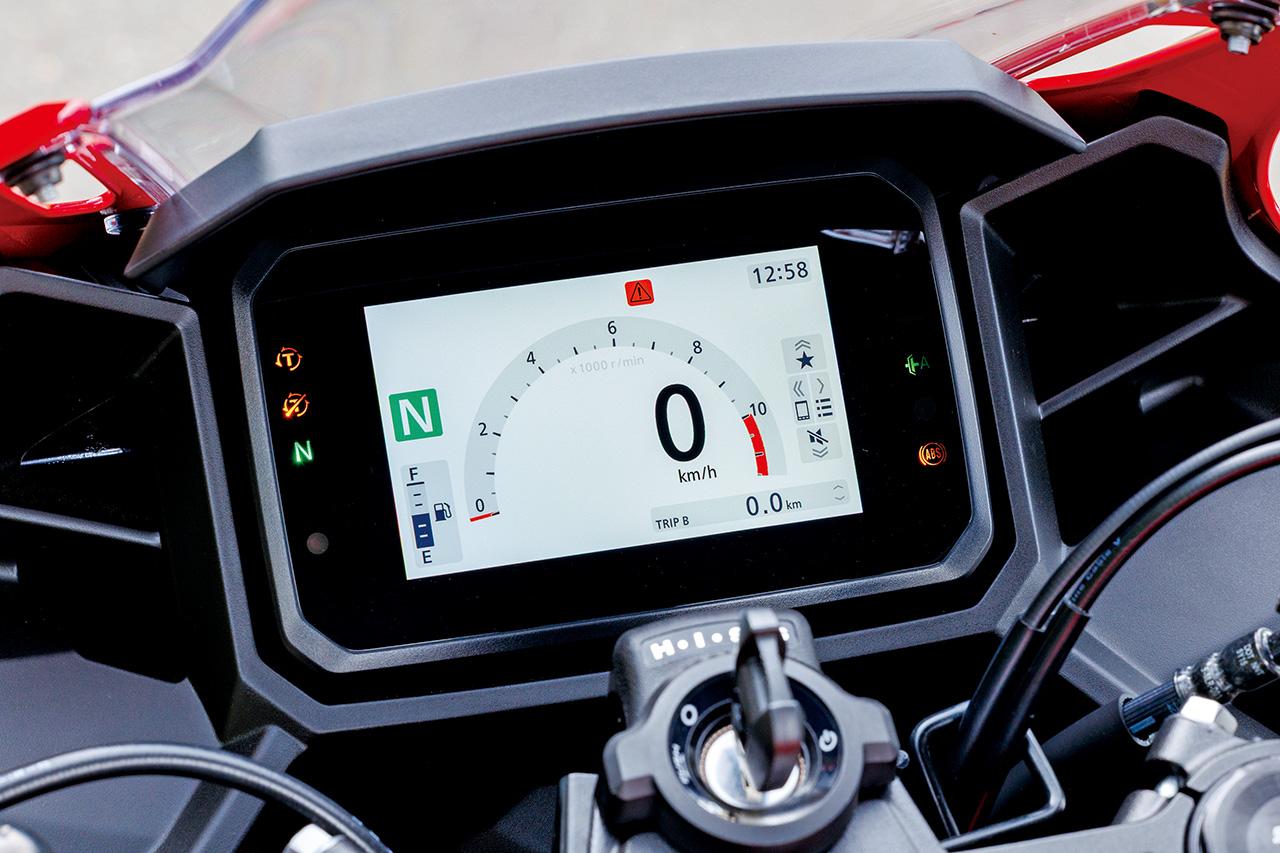 画像11: ホンダ「CBR400R E-Clutch」インプレ|ついに400クラスにも搭載! 広がり続けるEクラッチの世界