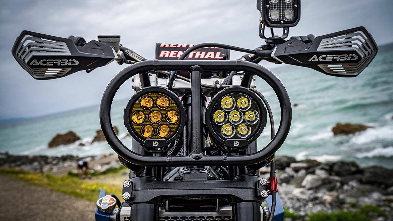 画像: 「ホンダディーラーが魔改造?!」最新755ccツインをベースに独創のカスタム10選! “Wheels & Waves 2026”で世界一を決める!! - webオートバイ