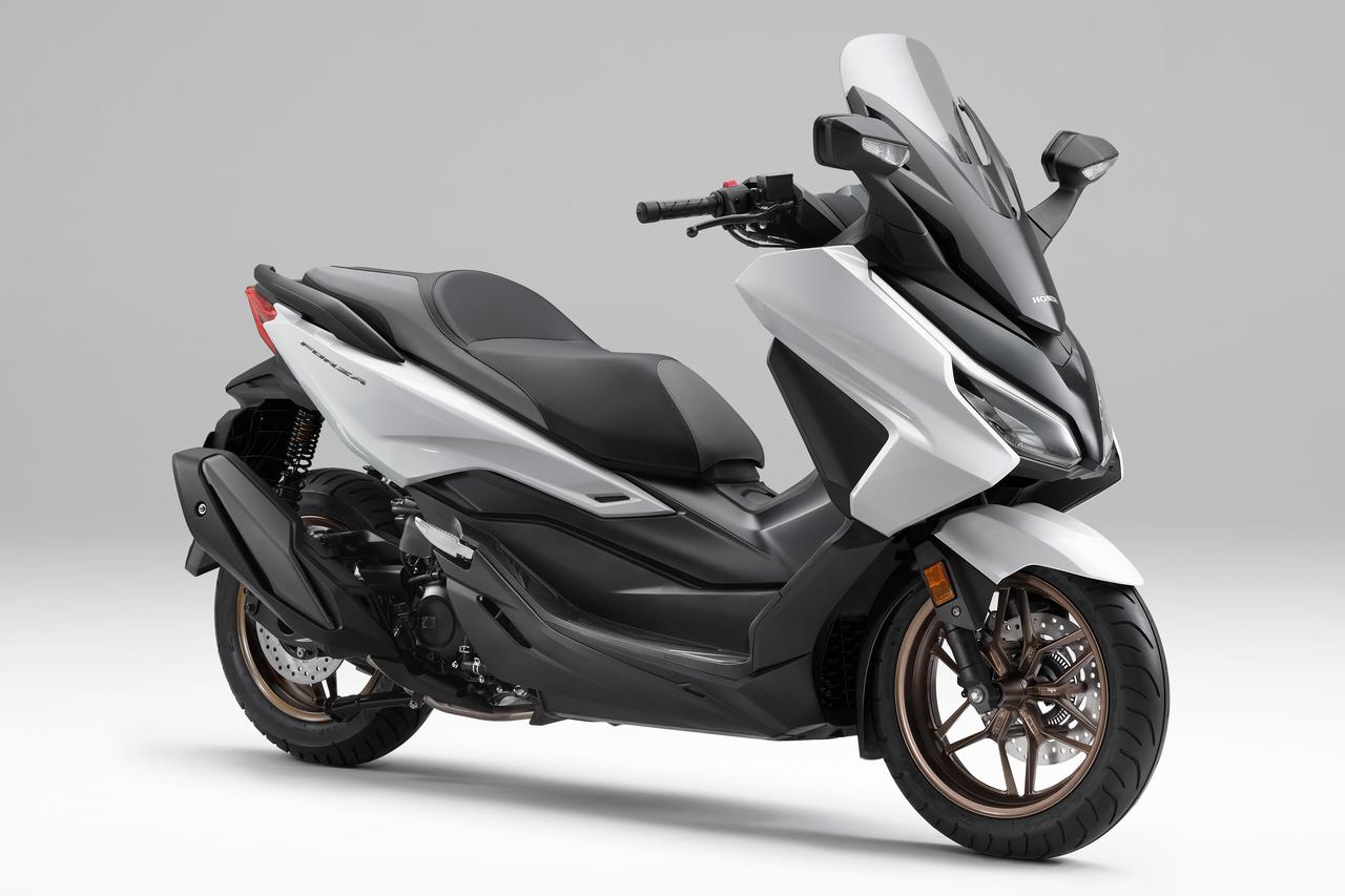 画像: 総排気量:249cc エンジン形式:水冷4ストOHC4バルブ単気筒 シート高:780mm 車両重量:186kg 発売日:2025年1月16日 税込価格:78万1000円