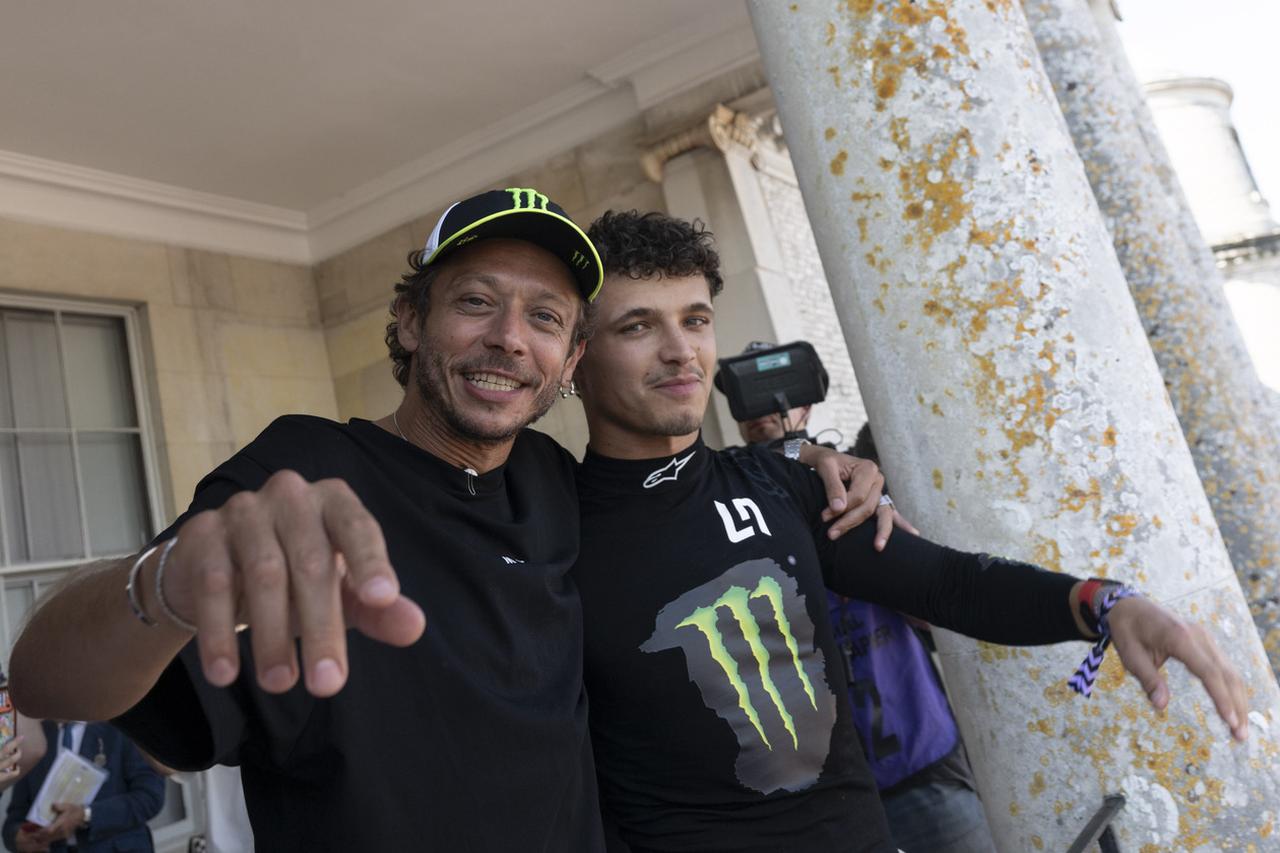 画像 : 3番目の画像 - 【写真13枚】バレンティーノ・ロッシ＆YZR-M1 - webオートバイ