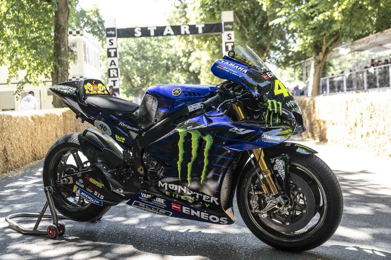 画像 : 6番目の画像 - 【写真13枚】バレンティーノ・ロッシ＆YZR-M1 - webオートバイ