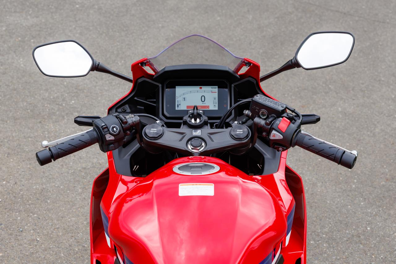 画像9: ホンダ「CBR400R E-Clutch」インプレ|ついに400クラスにも搭載! 広がり続けるEクラッチの世界