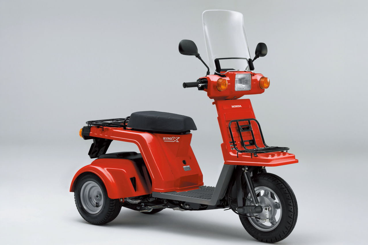 画像: 総排気量:49cc エンジン形式:水冷4ストOHC4バルブ単気筒 シート高:735mm 車両重量:113kg 発売日:2017年9月22日 税込価格:40万4800円(ベーシック)/42万6800円(スタンダード)