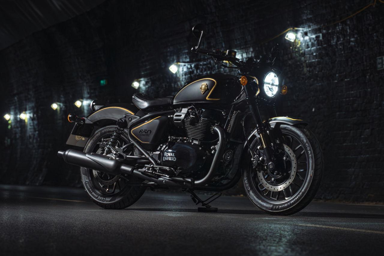 画像 : 13番目の画像 - 【画像15枚】ロイヤルエンフィールド「SHOTGUN 650 × Rough Crafts Edition」の全貌 - webオートバイ