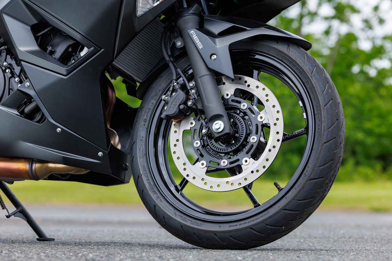 画像5: カワサキ「Ninja 500」各部装備・ディテール解説