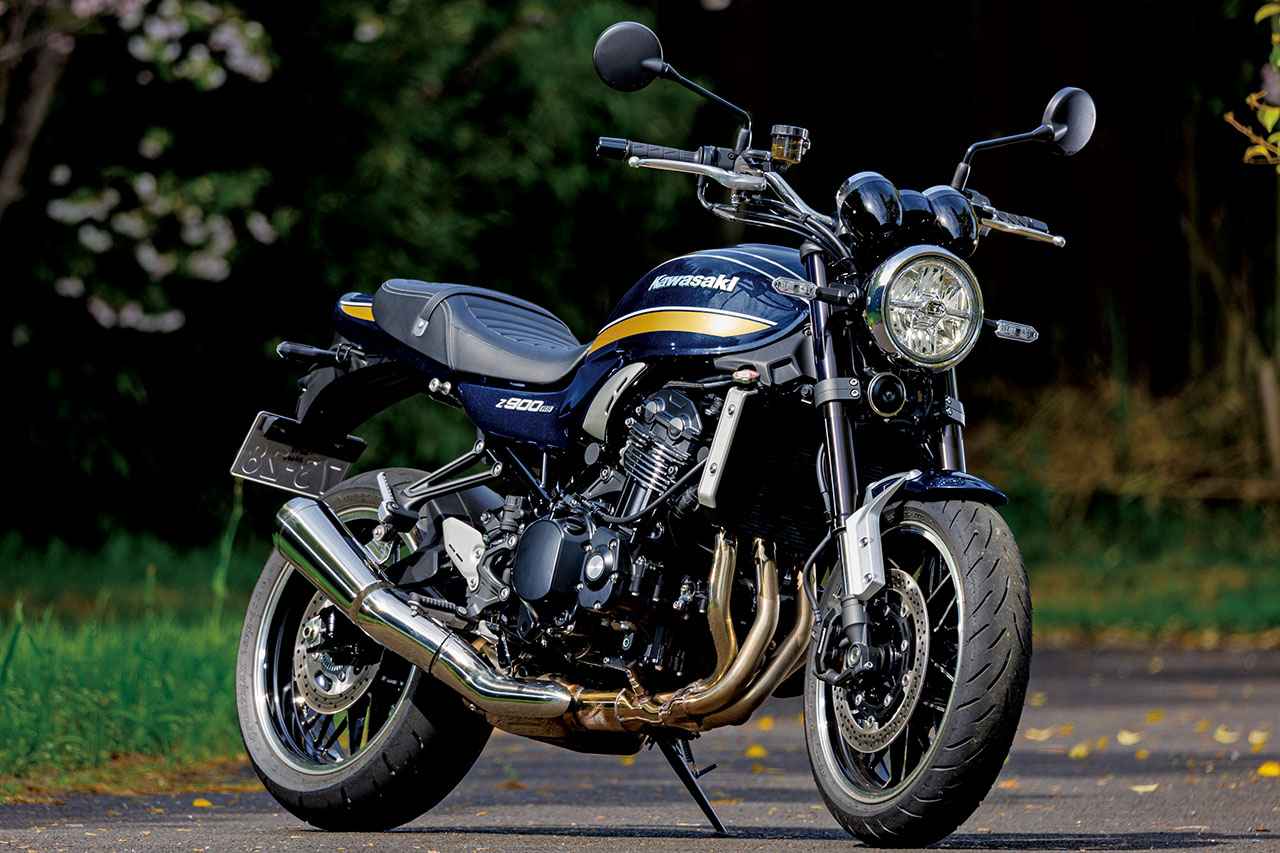 画像: KAWASAKI Z900RS 2022-2023年 カラーは「キャンディトーンブルー」