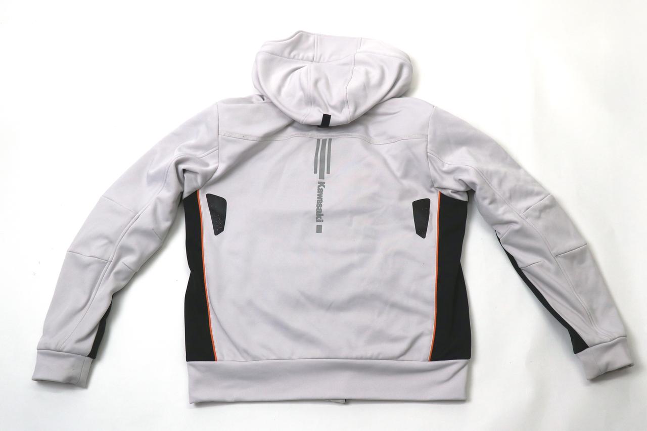 画像2: Kawasaki PLAZA Apparel #カワサキ ライディングトラックジャケット カラー:ライトグレー・ブラック サイズ(ユニセックス):S・M・L・LL・3L 素材:表地・別布・裏地/ポリエステル100% 税込価格:3万3000円