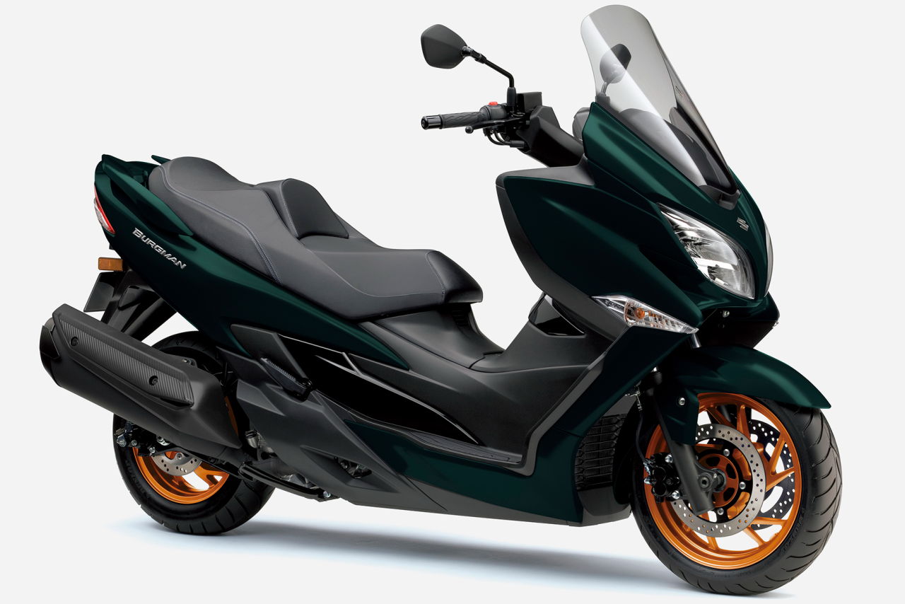 画像2: SUZUKI BURGMAN 400 2026年モデル 総排気量:399cc エンジン形式:水冷4ストDOHC4バルブ単気筒 シート高:755mm 車両重量:218kg 発売日:2025年7月18日 税込価格:98万100円(青、深緑、黒)