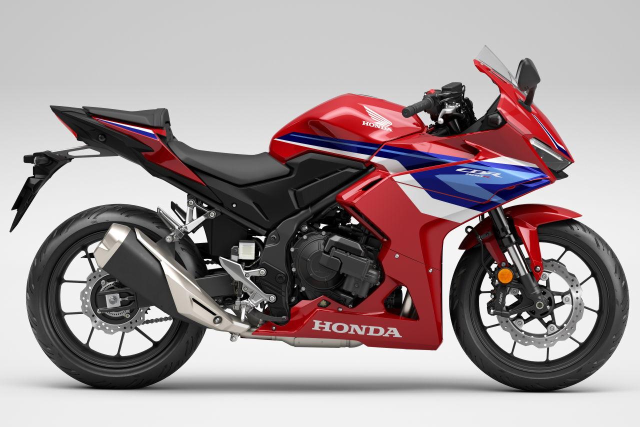 画像1: HONDA CBR400R E-Clutch 2026年モデル 総排気量:399cc エンジン形式:水冷4ストDOHC4バルブ並列2気筒 シート高:785mm 車両重量:195kg 発売日:2026年5月21日 税込価格:108万9000円(赤)/99万9900円(黒)