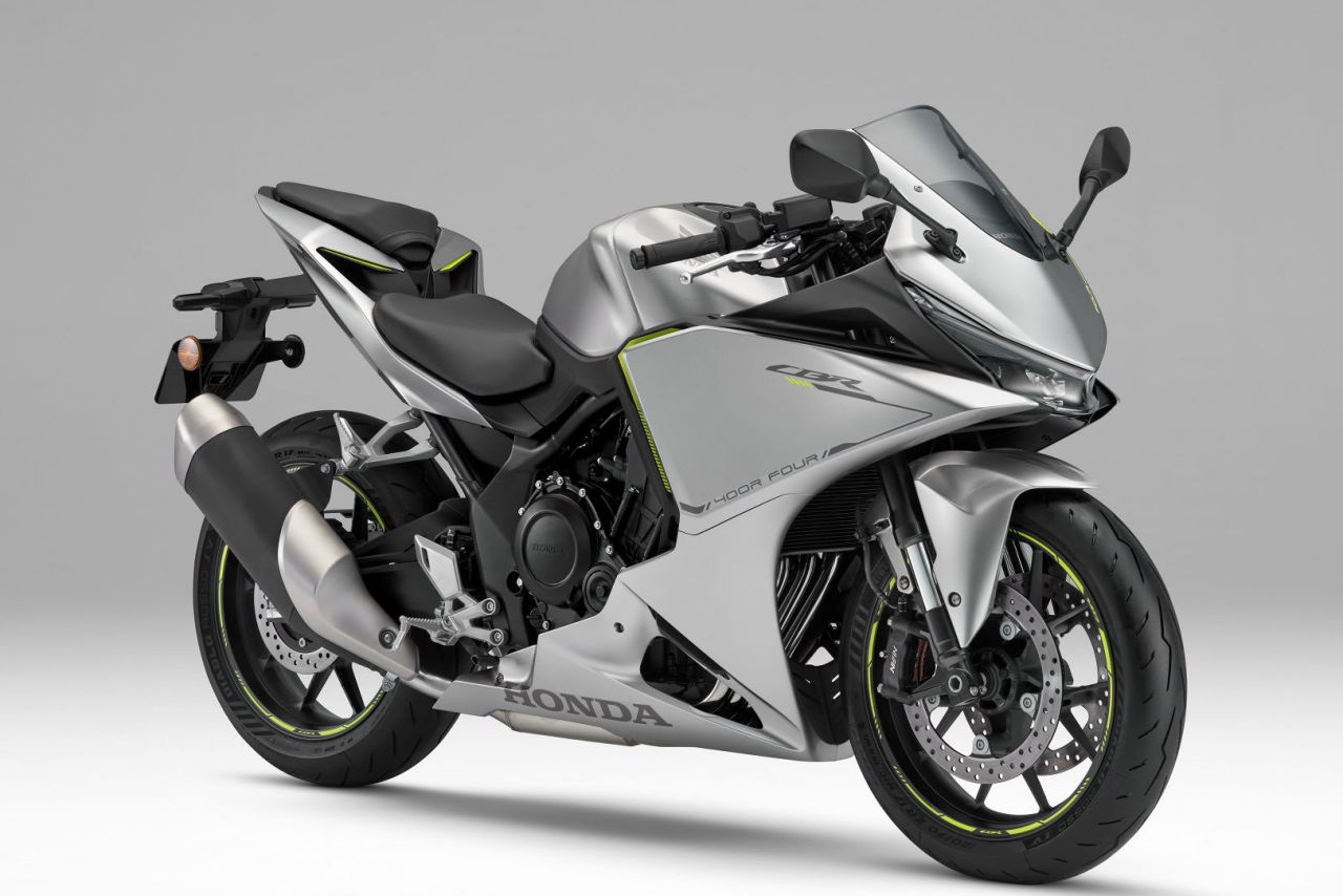 画像1: HONDA CBR400R FOUR E-Clutch 2026年モデル 総排気量:399cc エンジン形式:水冷4ストDOHC4バルブ並列4気筒 シート高:780mm 車両重量:187kg 発売日:2026年9月18日 税込価格:119万9000円(銀、黒)