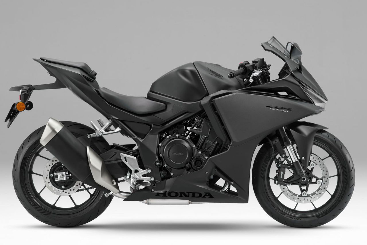画像2: HONDA CBR400R FOUR E-Clutch 2026年モデル 総排気量:399cc エンジン形式:水冷4ストDOHC4バルブ並列4気筒 シート高:780mm 車両重量:187kg 発売日:2026年9月18日 税込価格:119万9000円(銀、黒)