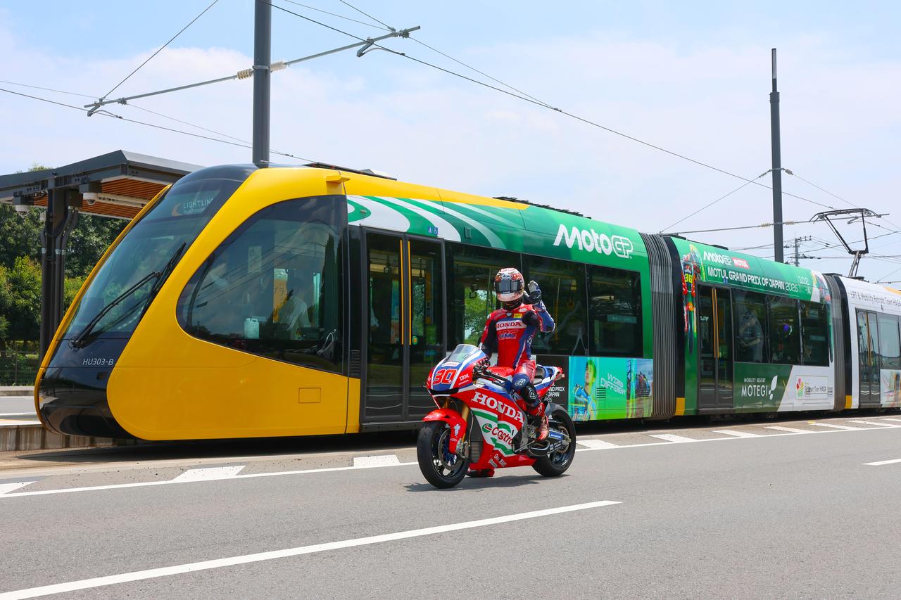画像 : 2番目の画像 - 【写真9枚】RC213V-S＆LRTラッピング車両 - webオートバイ
